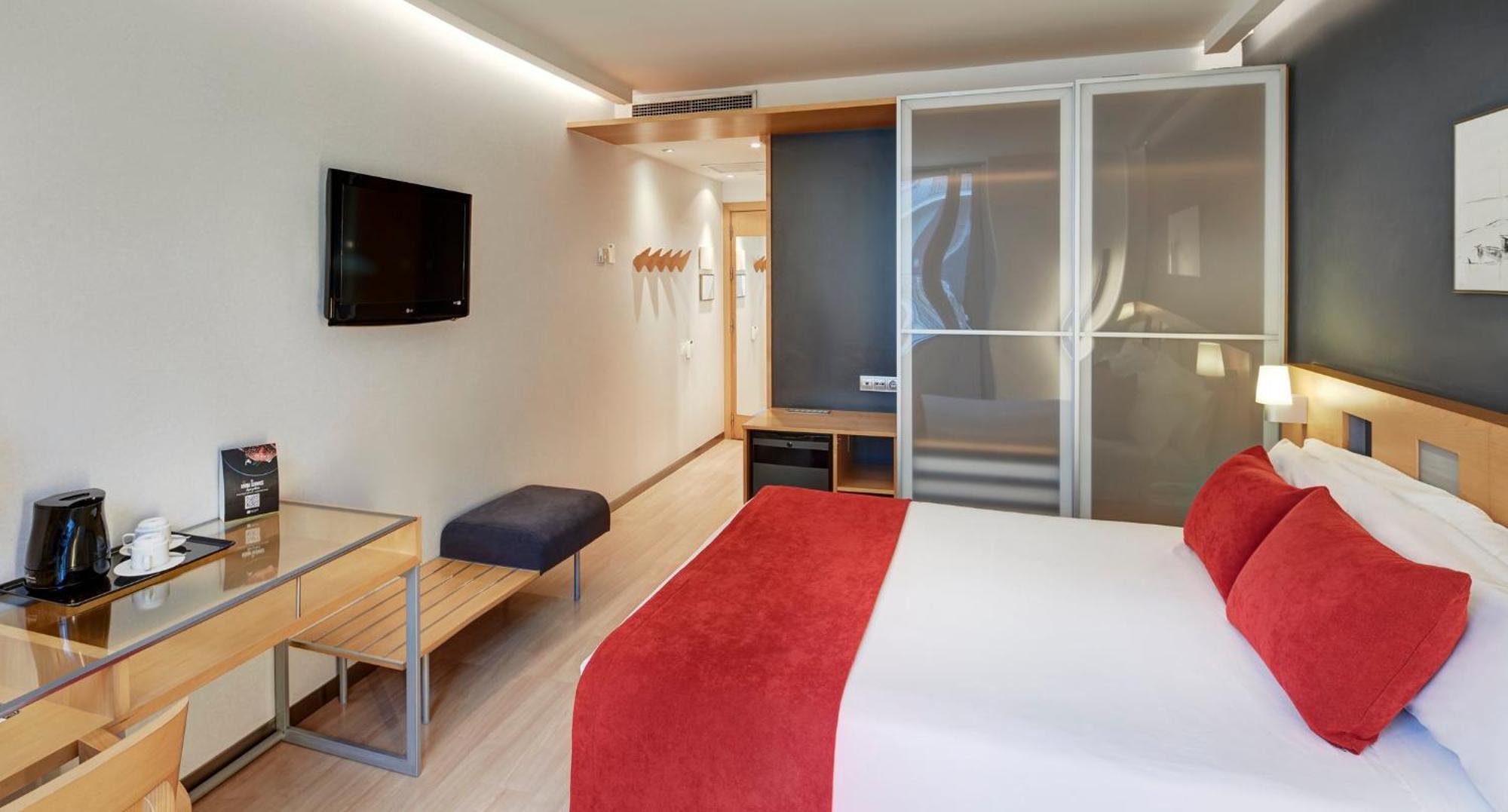 Ayre Caspe Hotel 4*