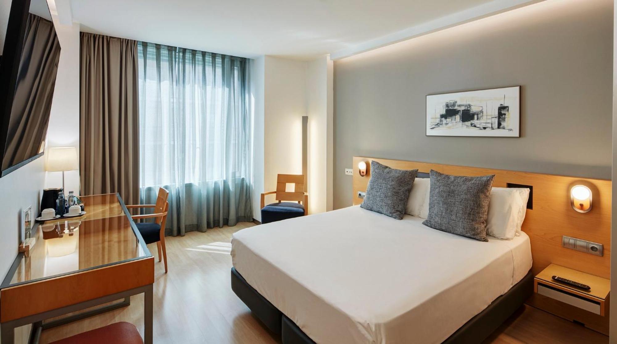 Ayre Caspe Hotel 4*